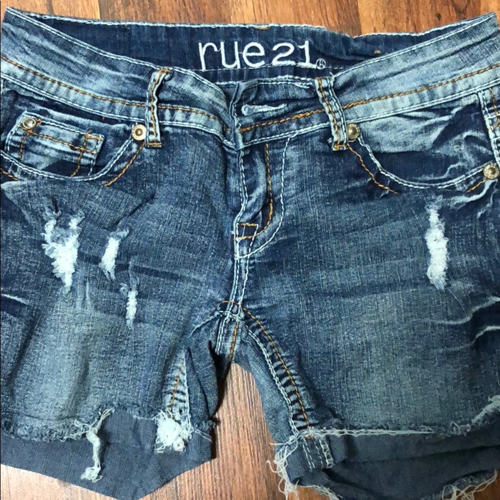 Size 3/4 shorts
